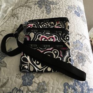 3 zip LeSportsac!!!