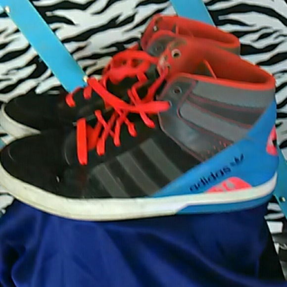 Adidas high top - Picture 4 of 4