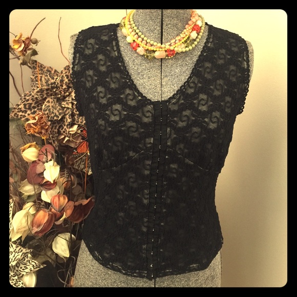 CDW Tops - 😍Lace Top😍 FINAL/FIRM