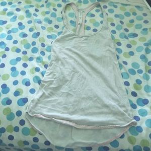 LULULEMON TANK