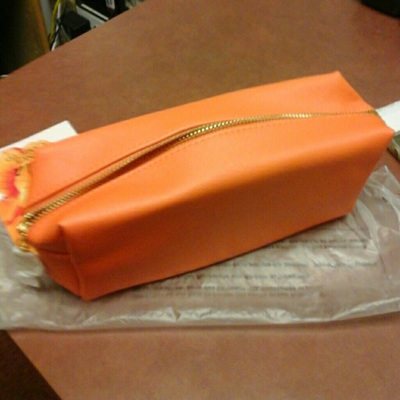 SOLD OUT 🚫🚫🚫 - Picture 3 of 3