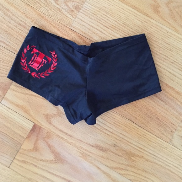 DTF hot pants!