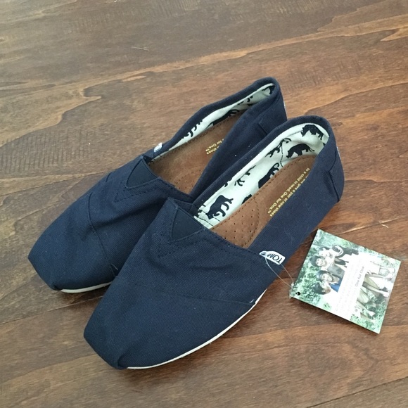 Toms