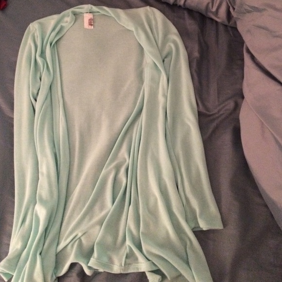 Cardigan - Picture 2 of 2