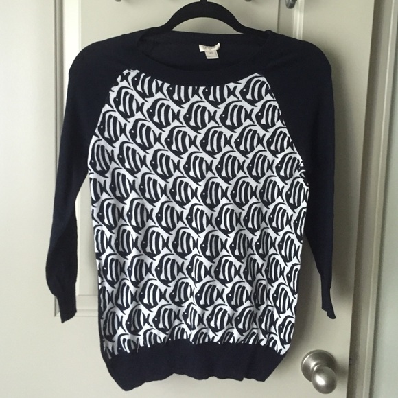 Fish sweater