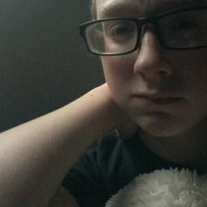 Meet your Posher, Abi