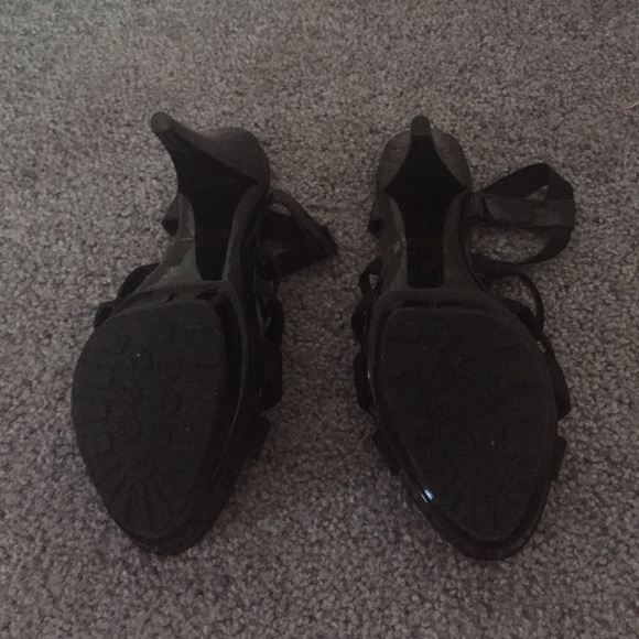 Jessica Simpson heels! - Picture 3 of 3