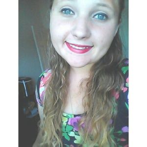 Meet your Posher, Tiffany