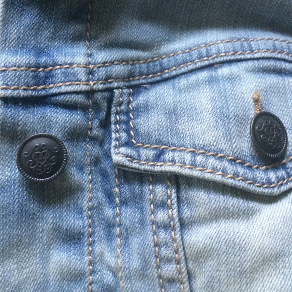 Jean jacket - Picture 3 of 4