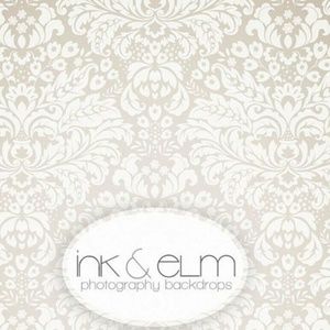 🚫SOLD Damask vinyl back drop🚫