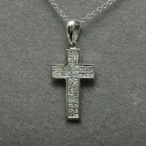 18k white gold diamond  cross pendant and chain