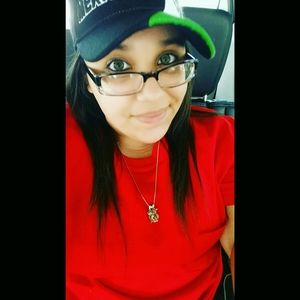 Meet your Posher, Noemi