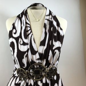 Cache top brn and white pattern