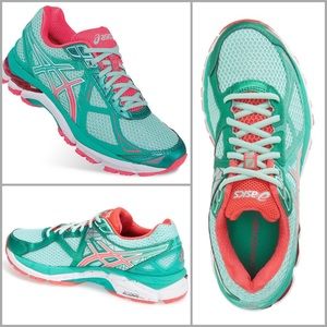 ASICS GT 2000 3' Running Shoes women size 9