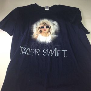 Taylor Swift 1989 World Tour Tee