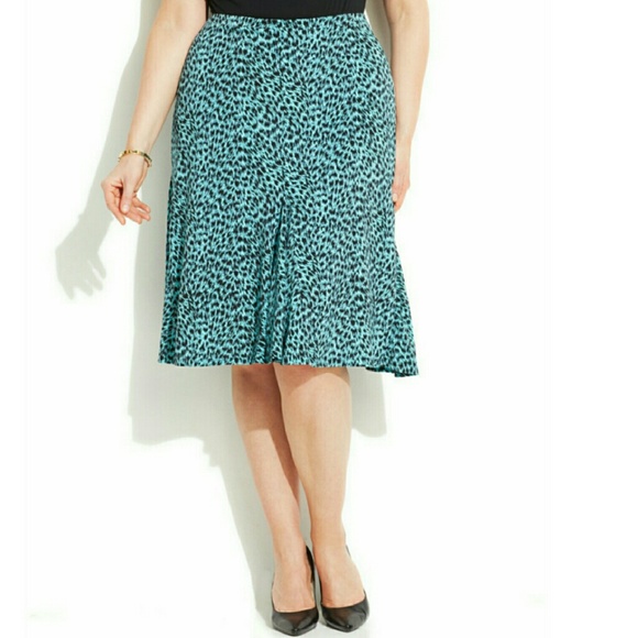 MICHAEL Michael Kors Plus Size Printed A-Line Skir - Picture 1 of 1