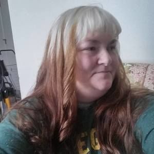 Meet your Posher, Carolyn