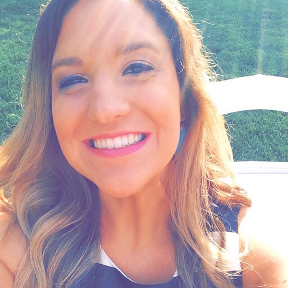 Meet your Posher, Carolyn