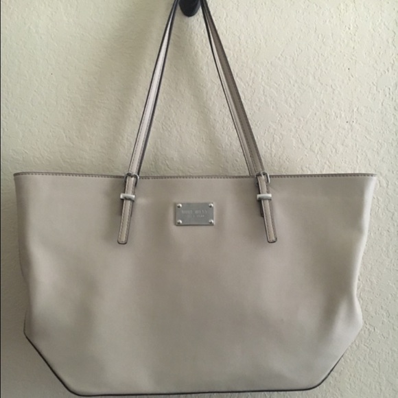 Nude/beige Nine West tote