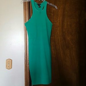 Kelly Green H&M dress!
