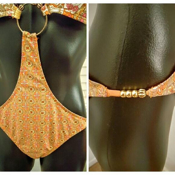 ~ Connected Bikini~ - Picture 2 of 4
