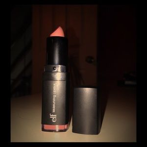 Moisturizing lipstick ELF