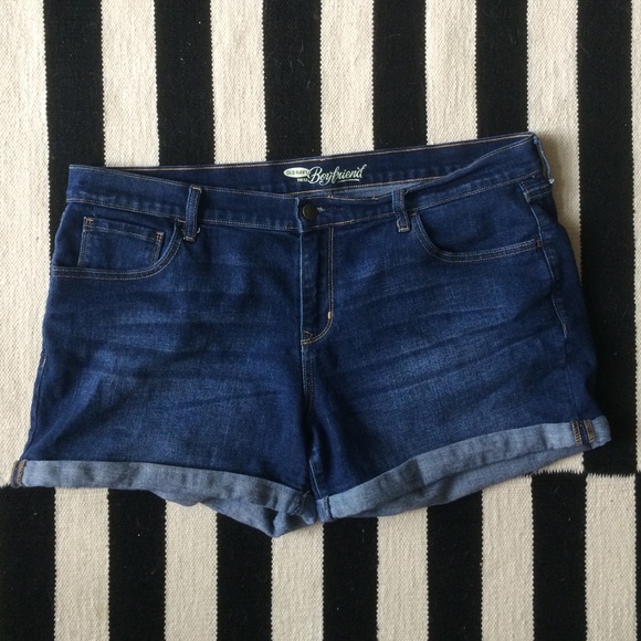 Cuffed Boyfriend Shorts - 4" Inseam