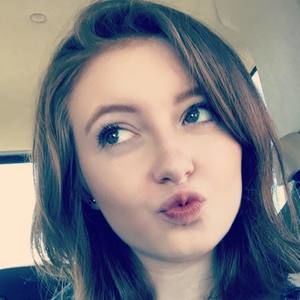 Meet your Posher, Jacqueline