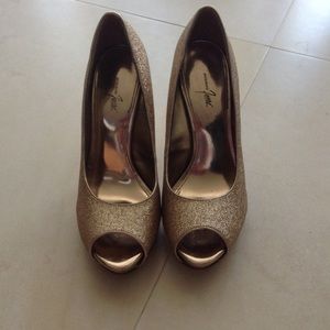 Gold sparkle shoes