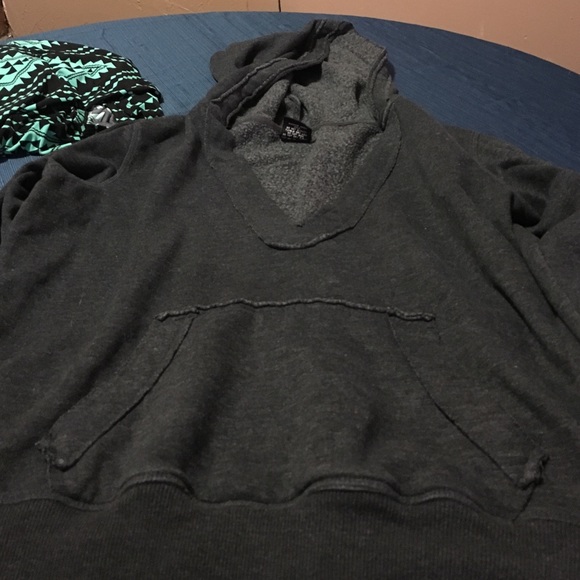 Vanity sweater - Picture 1 of 3