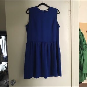 Gap Dress with POCKETS!