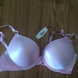 Victoria Secret Miraculous Plunge Bra
