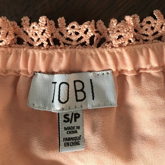 NWOT - Tobi Tube Top w/ Pretty Lace Embellishment - Picture 2 of 4