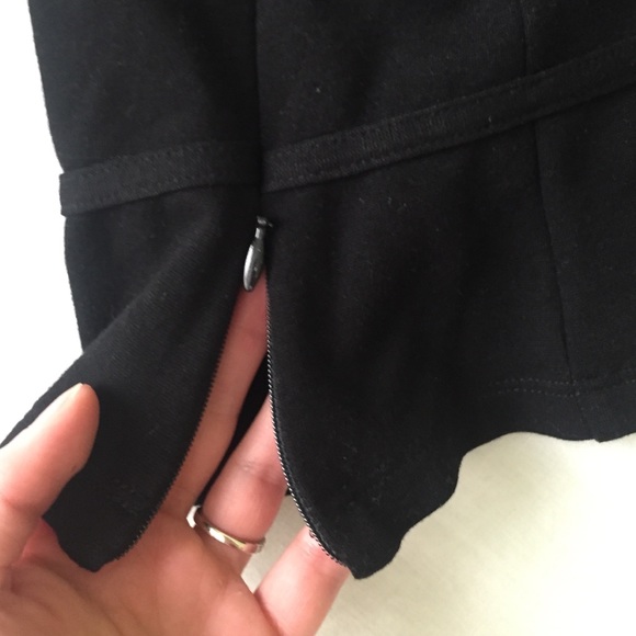 Bebe black crop top - Picture 3 of 4