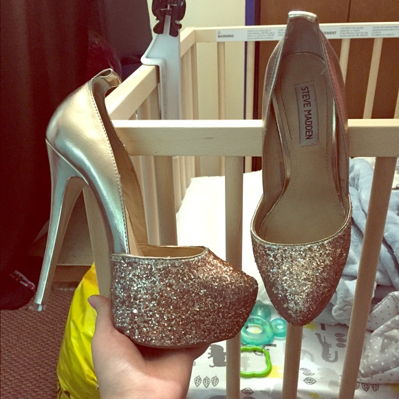 Gold Steven Madden heels