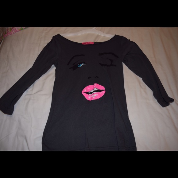 Betsy Johnson Wink Tee