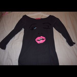 Betsy Johnson Wink Tee