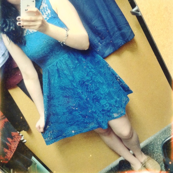 Blue/teal dress