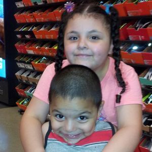 Meet your Posher, Linda e