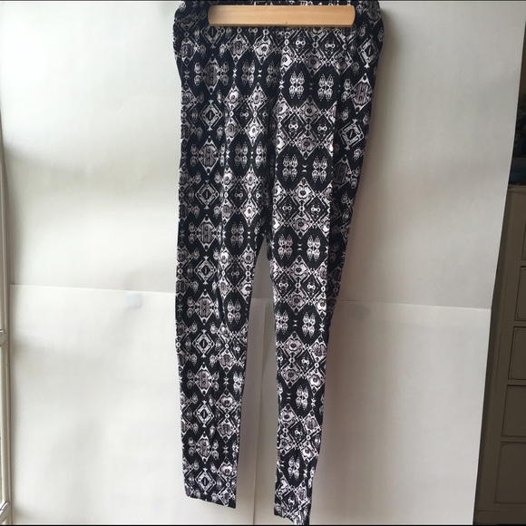 Pacsun Patterned Leggings