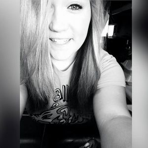 Meet your Posher, Briana