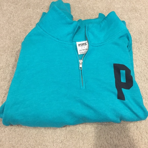 VS "pink" half-zip