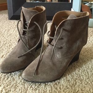 Charles David wedges