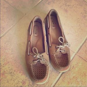 Sperry angelfish boat shoes