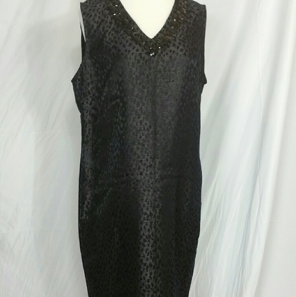 **sold**in bundle sz 14 black on black animal - Picture 2 of 4