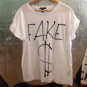 Oversized graphic tee