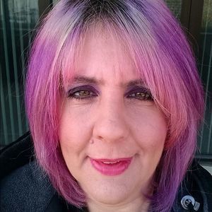 Meet your Posher, Traci