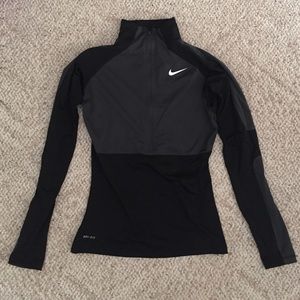 Nike half zip lined pullover