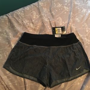 🔥sale🔥 Nike running shorts