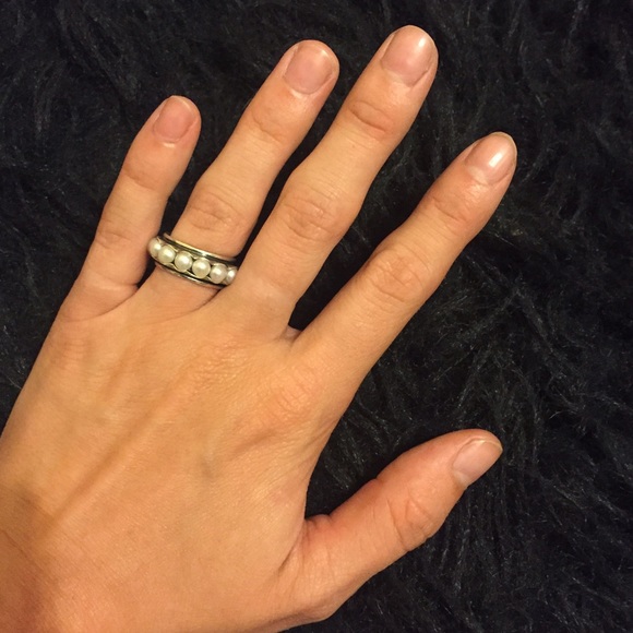 Sterling Silver & Pearl Silpada Ring